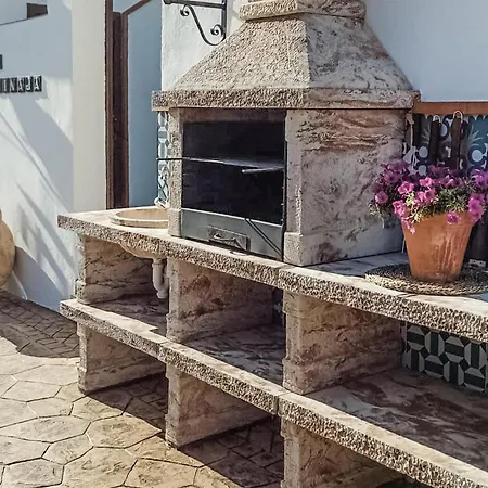 Pet Friendly In Lagunillas * Las Lagunillas